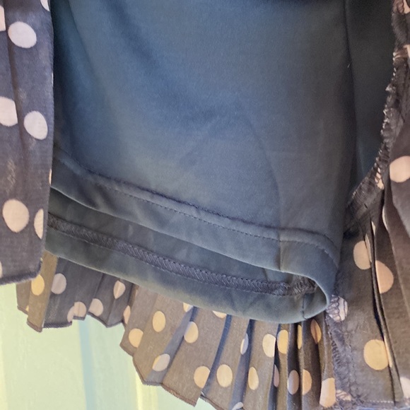 NWT PLEATED SKORT - Picture 3 of 5